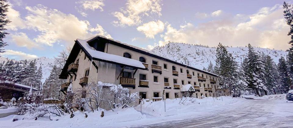Olympic Village Inn Olympic Valley  Esterno foto